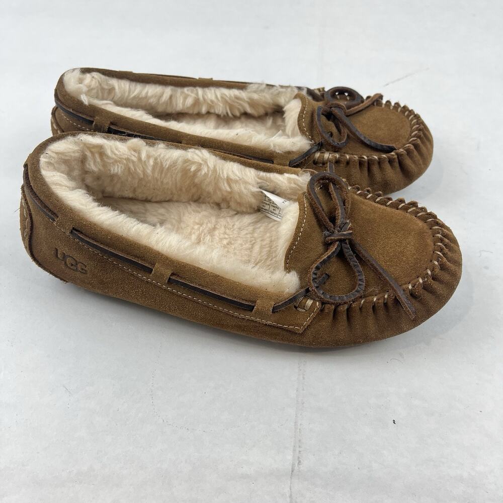 UGG Dakota Chestnut Suede Moccasin Slippers Women’s Size 8 Fur Lined